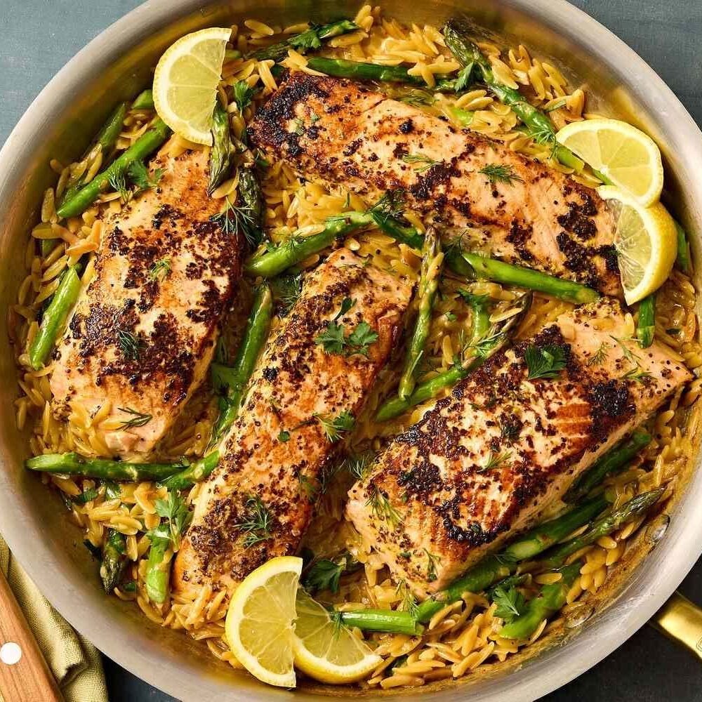 Lemony Salmon Orzo and Asparagus