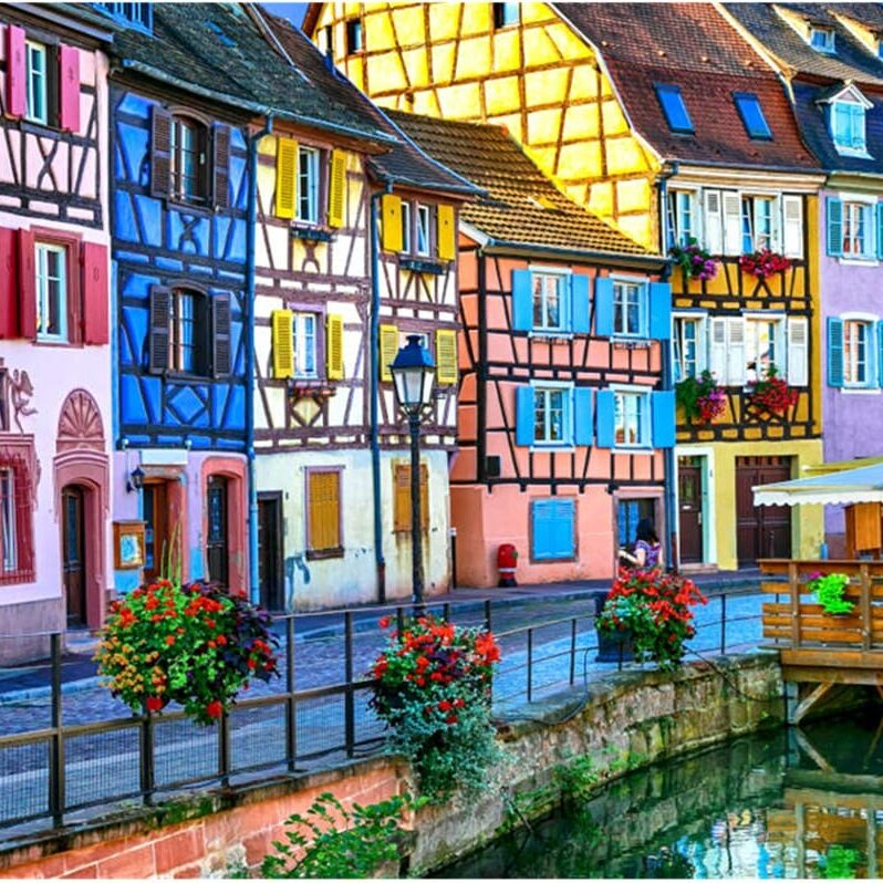 Alsace village colors